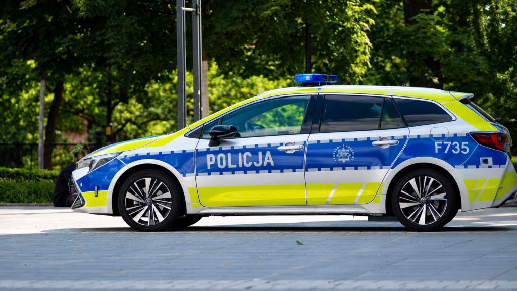 olicja w Łodzi – dwoje 13-latków zatrzymanych po znalezieniu noży w plecakach